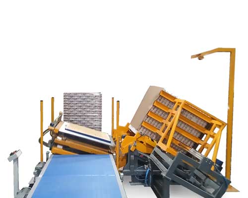 Optimize storage space effortlessly with our pallet inverter – the key to organized warehouses