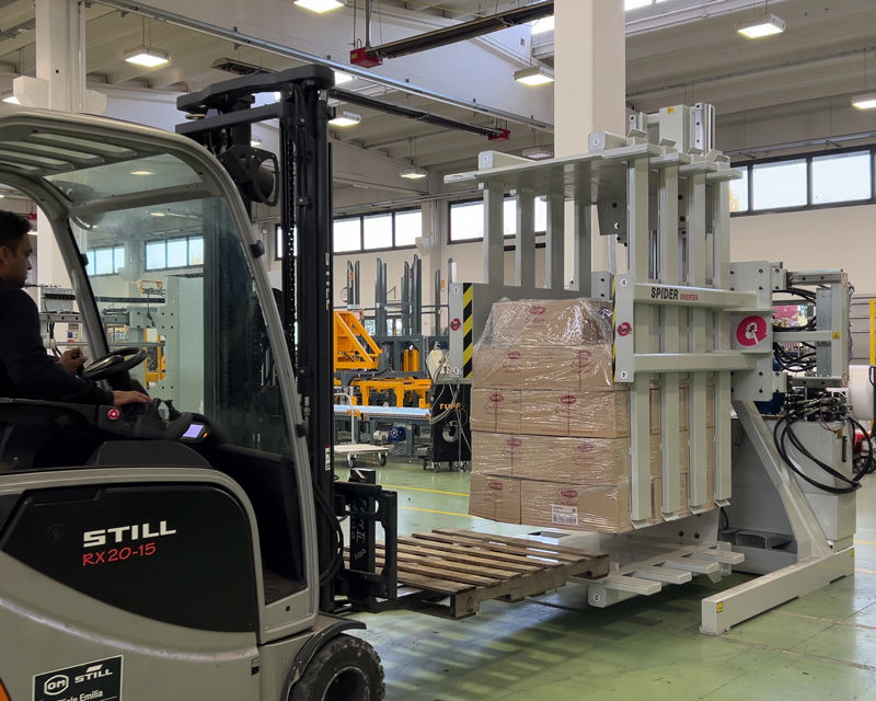 Toppy Spider Inverter: Optimizing pallet management.
